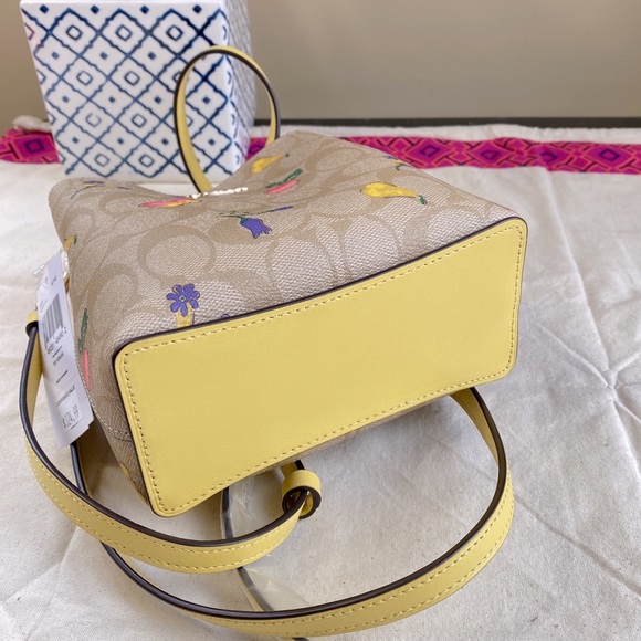 Coach Mini Town Bucket Bag In Signature Canvas With Dreamy Veggie Print - Picture 9 of 11